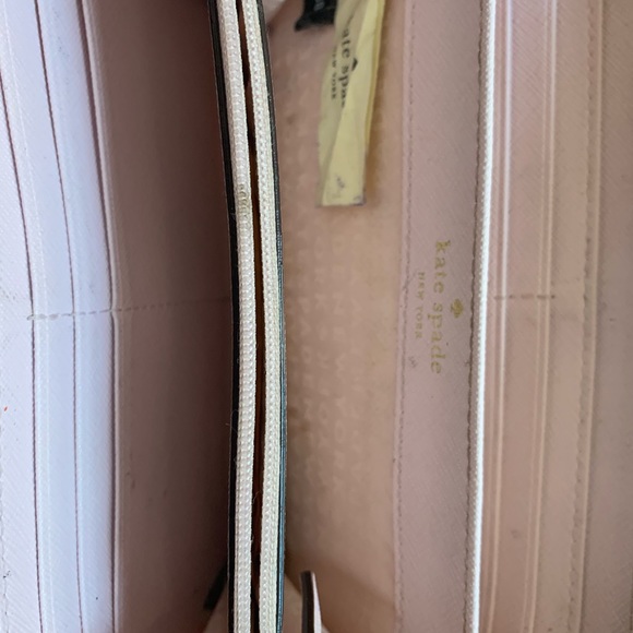 Kate Spade Zip Wallet - Picture 3 of 5